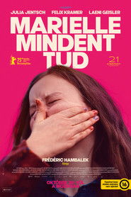 Marielle mindent tud