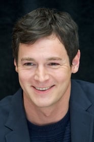 Profile picture of Benjamin Walker who plays Erik Gelden