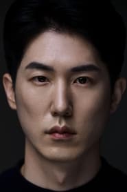 Hwang Jin-hwan as Haesongwon security guard