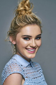 Meg Donnelly — Fotoğraf 7