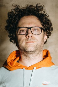 Міша Правильний is Notary