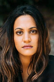 Photo de Sanam Sitaram, qui joue Berenice dans Keeping Up with the Kandasamys
