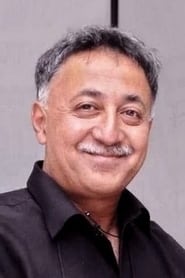 Mansoor Khan headshot