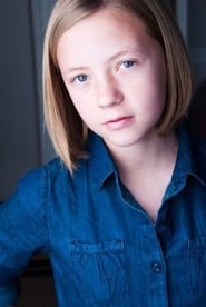 Lennon Wynn as Charlie Benford