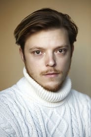 Lukas Leibe as Theo Licht