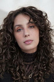 Portrait de آسيا الشمري dans le rôle de أمل