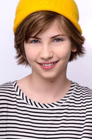 Emmy DeOliveira photo 2