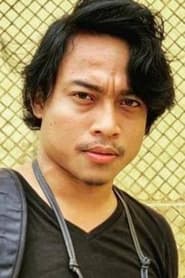 Muhammad Khan as Agus