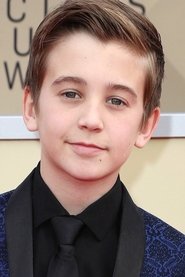 Parker Bates as 8-13 Year Old Kevin