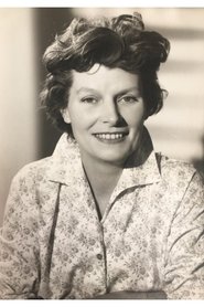Hilda Fenemore as Granny's Daughter (uncredited)