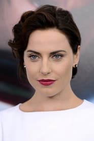 Antje Traue