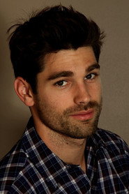 Justin Gaston 853x1280