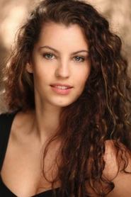 Kristina Hewitt as Human Glenda