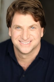 Michael Arata headshot