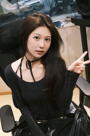 王小月 is 瑶溪 (voice)