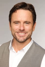 Charles Esten