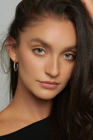 Carli McIntyre photo 2