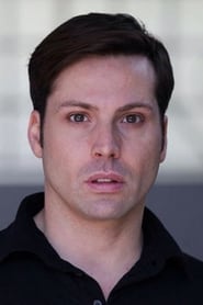 Vincenzo Bocciarelli as Simone