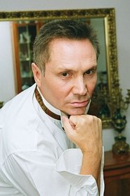 Aleksandr Myagchenkov is Иван Гусаров