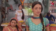 Khushi sets up a sweet shop