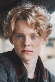 Lucas Lynggaard Tønnesen is August 'Arlo'