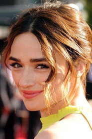 Crystal Reed