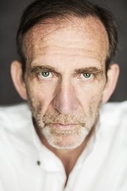 Jochen Nickel as Mike Münster