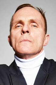 Dirk Martens as Dr. Klaus-Peter Reck