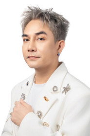 Phạm Khánh Hưng photo 1