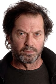 Peter Harting as Kurt Hagen