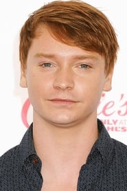 Profile picture of Calum Worthy who plays Taylor Travis (voice)