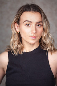 Aimee Barrett photo 2