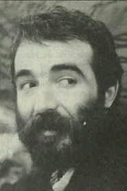 Photo de Satur Idarreta, qui joue Man outside bar (uncredited) dans The Dead Mother