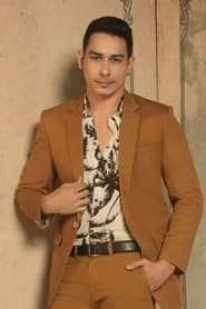 Paolo Gumabao is Noah Vallesteros