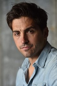 Roberto Santos as Grimes