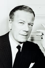 Cyril Ritchard as Promenade Member