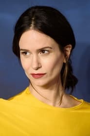 Katherine Waterston isLauren