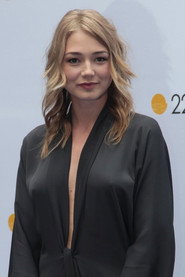 Oksana Akinshina 681x1021