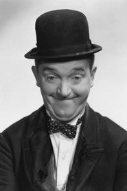 Stan Laurel 300x450