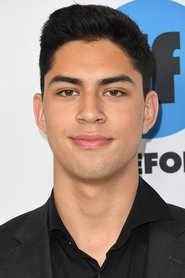 Niko Guardado as Ruben Amaro Jr.