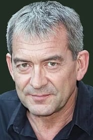 Bertrand Farge as Bernard Decastel