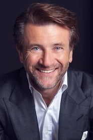 Robert Herjavec as Self