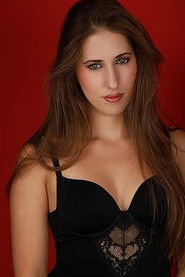 Paulina Rezende is Julia