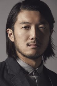 Michael Liu as Darren Barbu