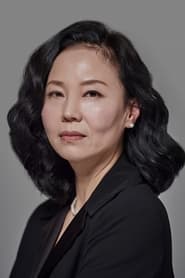 Oh Min-ae as Jun-mok's mother