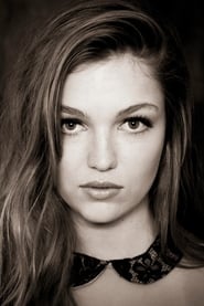 Lili Simmons