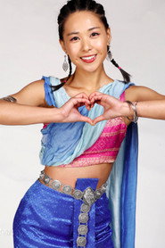 Zeng Yilian 750x1125