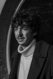 Photo de Lautaro Bakir, qui joue  dans Apuntes sobre sexo, romance, y esa palabra que no voy a nombrar.