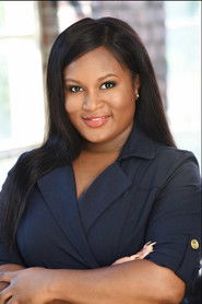 Canecia Gordon as Subway Worker