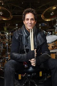Deen Castronovo